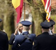 B.Obama ir Belgijos karalius Phillipe'as amerikiečių kapinėse
