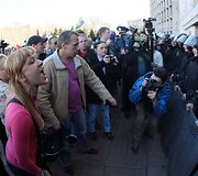 Donecke protestuotojai kvietė sugrįžti V.Janukovyčių