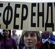Donecke protestuotojai kvietė sugrįžti V.Janukovyčių