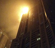 Gaisras Dubajuje