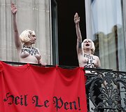 &bdquo;Femen&ldquo; aktyvistės Paryžiuje