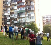 Naujamiestyje mergina i&scaron;&scaron;oko i&scaron; 8 auk&scaron;to