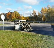 Užsidegęs automobilis