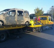 Užsidegęs automobilis