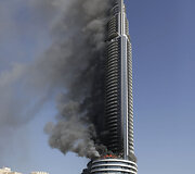 Gaisras Dubajuje