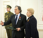 Apdovanojimų įteikimas prezidentūroje