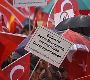 R.T.Erdogano palaikymo mitingas Kelne