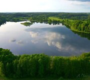 Vienas i&scaron; 300 ežerų