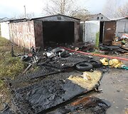 Pagiriuose užsiliepsnojo garažas