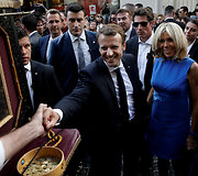 Emmanuelis Macronas su žmona Brigitte Atėnuose