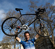 Markas Beaumont prie&scaron; kelionės pradžią