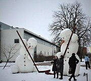 Dobelės sniego vyrai