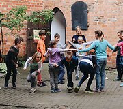 Gatvės Gyvos vaikams 