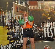Tarptautinis sporto festivalis: svarsčių kilnojimo varžybos