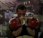 Tarptautinis sporto festivalis: svarsčių kilnojimo varžybos