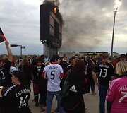 Gaisras &bdquo;Columbus Crew&ldquo; stadione.
