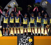 Geriausia komanda &ndash; &bdquo;Saxo-Tinkoff&ldquo; su Alberto Contadoru.