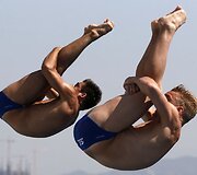 Britų pora &ndash; Chrisas Mearass, Nicholas Robinson-Bakeris.