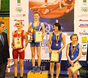 Moteru apdovanojimas 53 kg