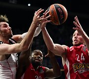 Rudy Fernandezas, Oliveris Lafayette'as ir Mattas Lojeski