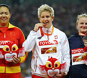 Wenxiu Zhang, Anita Wlodarczyk ir Alexandra Tavernier