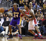 Kobe Bryantas ir Bradley Bealas