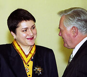 Daina Gudzinevičiūtė ir Valdas Adamkus, 2001 m. vasaris 