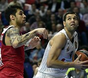 Georgios Printezis ir Felipe Reyesas