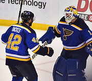 &bdquo;Blues&ldquo; vartininkas Brianas Elliottas &scaron;venčia pergale