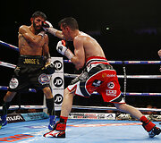 Jorge'as Linaresas prie&scaron; Anthony Crolla