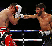 Jorge'as Linaresas prie&scaron; Anthony Crolla