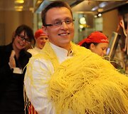 Rekordinis 30 metrų ilgio makaronas ir &bdquo;Vapiano Vilnius&ldquo; virtuvės &scaron;efas Tomas Pipiras 