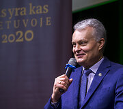Ką savo malonumui skaito Prezidentas? Valstybės vadovą Gitaną Nausėdą kalbina žurnalistas Ridas Jasiulionis