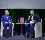 Ką savo malonumui skaito Prezidentas? Valstybės vadovą Gitaną Nausėdą kalbina žurnalistas Ridas Jasiulionis
