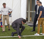 Vilniaus Pilaitės gimnazijos dengto futbolo maniežo atidarymas