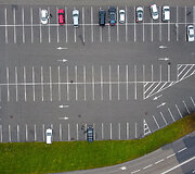 Prekybos centrų aik&scaron;telės &Scaron;v. Kalėdų i&scaron;vakarėse