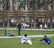Saulėta sekmadienio popietė Vilniaus centre