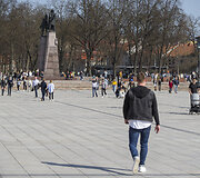 Saulėta sekmadienio popietė Vilniaus centre