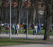 Saulėta sekmadienio popietė Vilniaus centre
