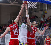 Nigel Hayes