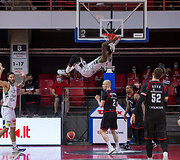 Nigel Hayes