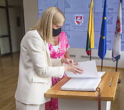 Vidaus reikalų ministerijoje lankėsi vidaus reikalų eurokomisarė Ylva Johansson