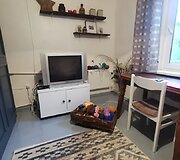 Kambarys prie&scaron; ir po atnaujinimo