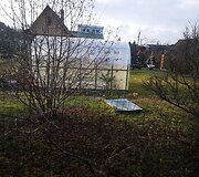 Irena kartu su vyru atnaujino sodo namelį