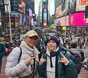 Breiko &scaron;okėja Bgirl Nicka (Dominika Banevič) su mama Alina