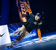 Breiko &scaron;okėja Bgirl Nicka (Dominika Banevič)