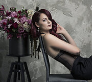 Floristė Eglė Kazokaitė projekte &bdquo;Moterys ir gėlės&ldquo;