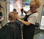 Kirpėja Irena dirba jau daug metų