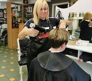 Kirpėja Irena dirba jau daug metų