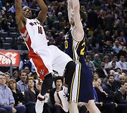 &bdquo;Toronto Raptors&ldquo; ekipa po trijų pratęsimų nusileido &bdquo;Utah Jazz&ldquo; atstovams 133:140